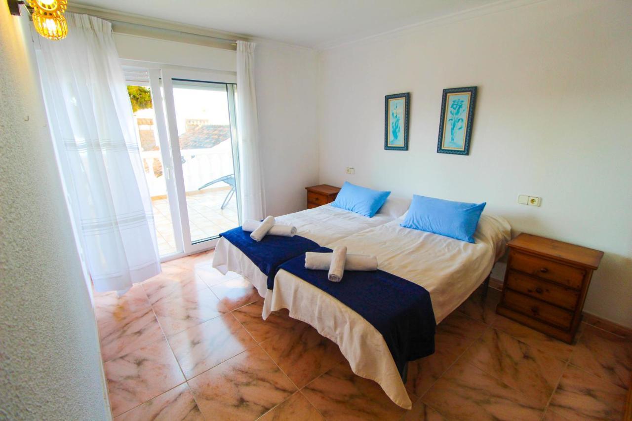 Great Villa, Sea Views, 20 Secs Walk To The Beach, Bbq, 9 People, 5 Mins Car From Alicante City Center, Sailing Club 3 Mins Walk Kültér fotó