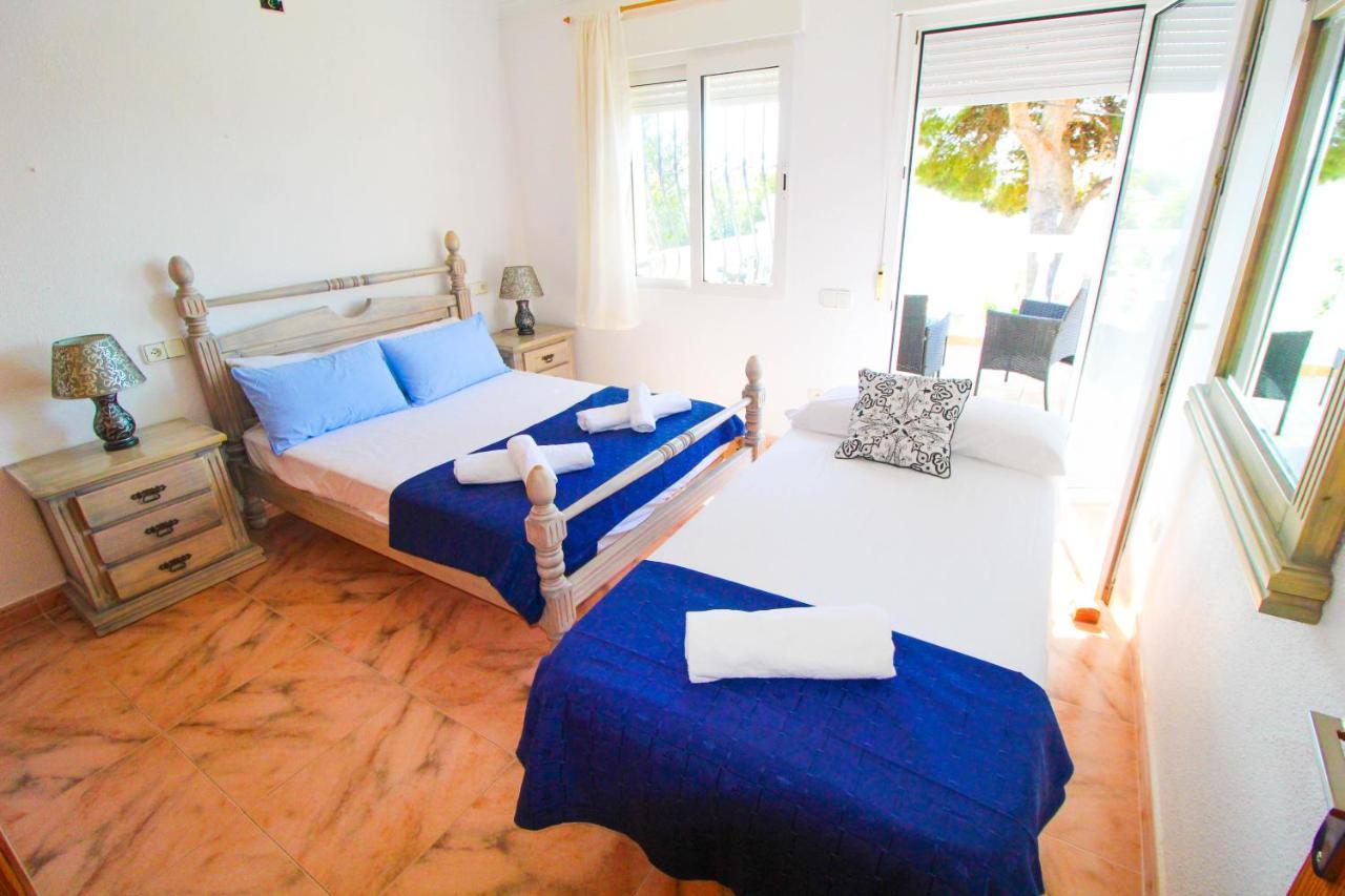Great Villa, Sea Views, 20 Secs Walk To The Beach, Bbq, 9 People, 5 Mins Car From Alicante City Center, Sailing Club 3 Mins Walk Kültér fotó